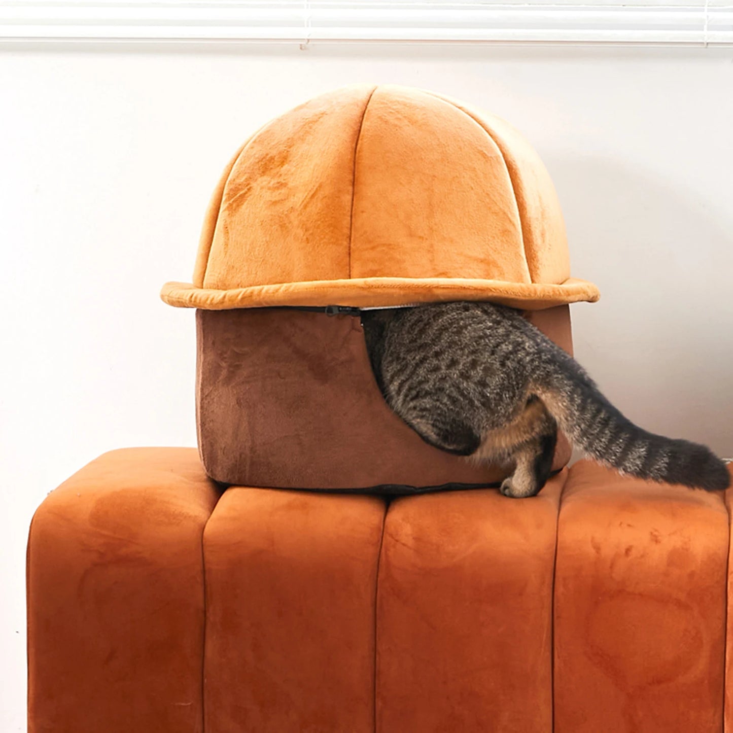 New All-purpose Small Cat Bed Hat Detachable Pet Cat Nest Winter Warm Cat House Basket Soft Sleeping Accessories With Pillows