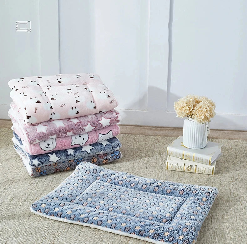 Flannel Pet Sleeping Mat Dog Bed Cat Litter Puppy Bed Dog Sofa Lovely Mattress Cushion for Small Large Dog Blanket For Winter