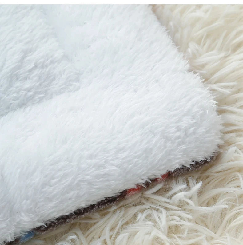 Flannel Pet Sleeping Mat Dog Bed Cat Litter Puppy Bed Dog Sofa Lovely Mattress Cushion for Small Large Dog Blanket For Winter